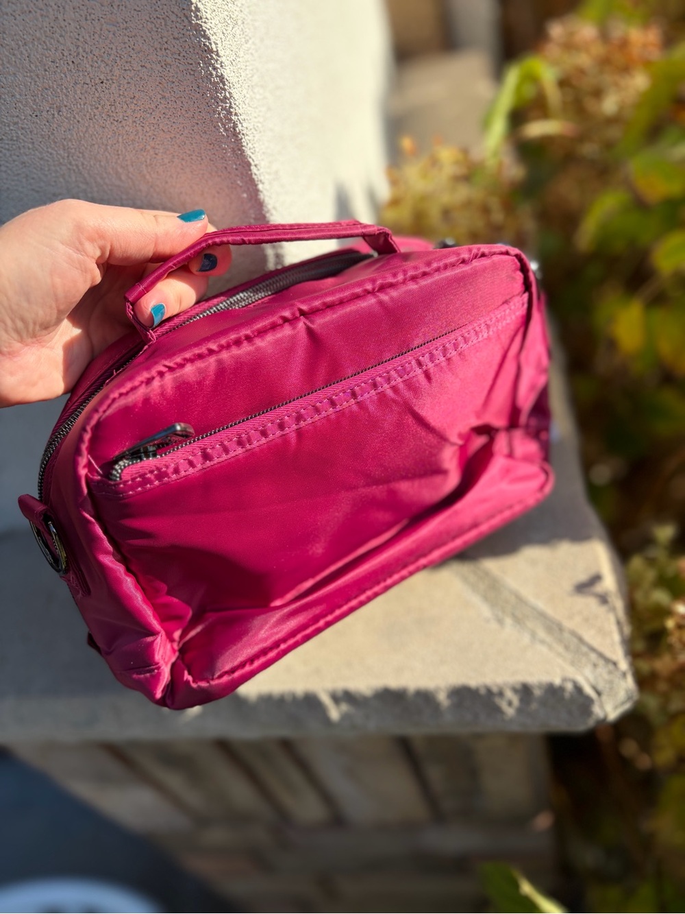 NWT Lug Ranger Mini Crossbody Bag in Raspberry - Picture 3 of 8